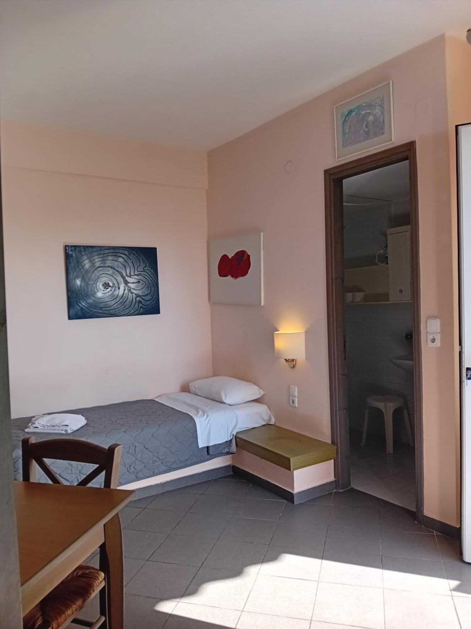Heliotopos Apartments Толон Экстерьер фото