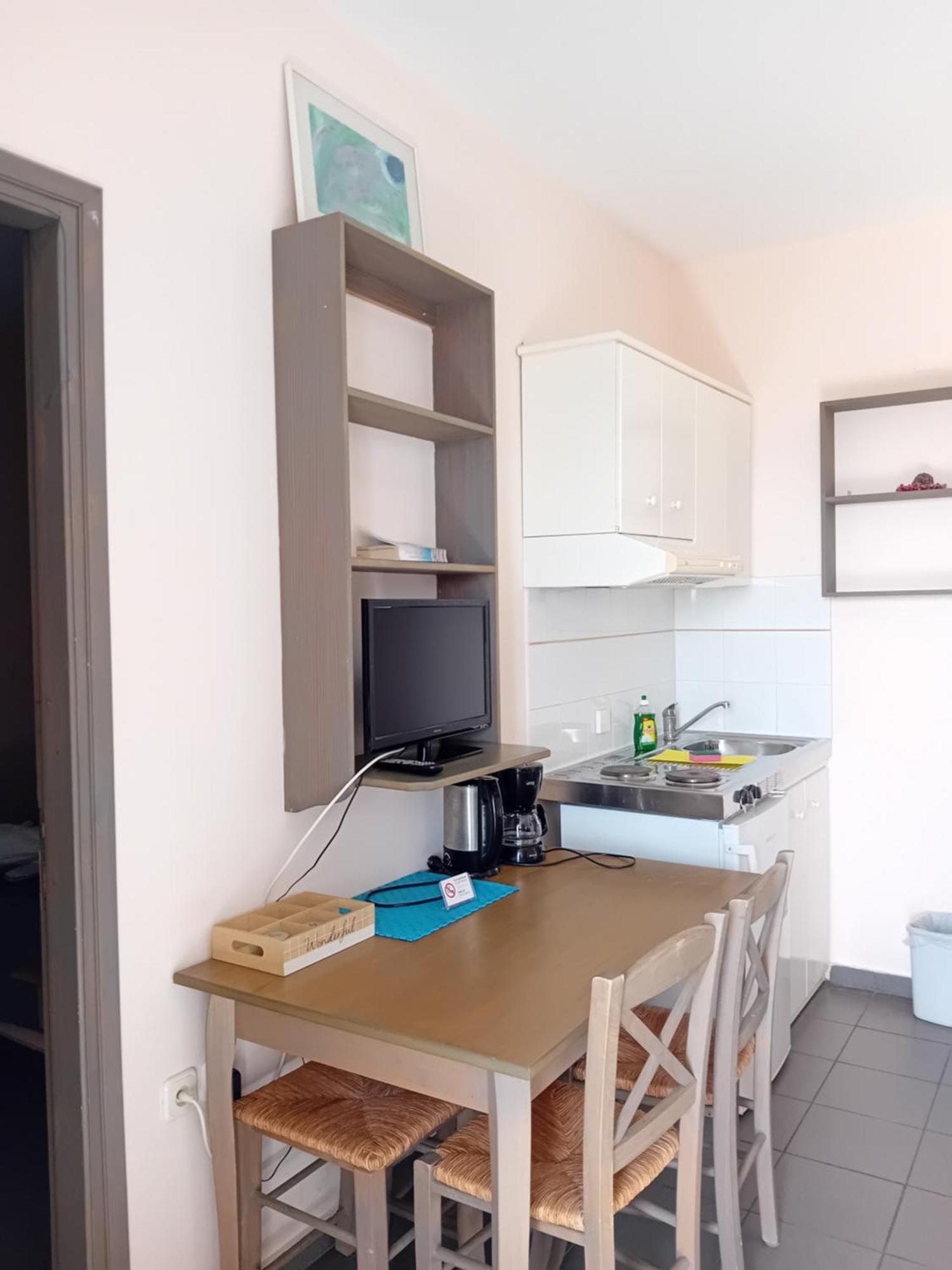 Heliotopos Apartments Толон Экстерьер фото